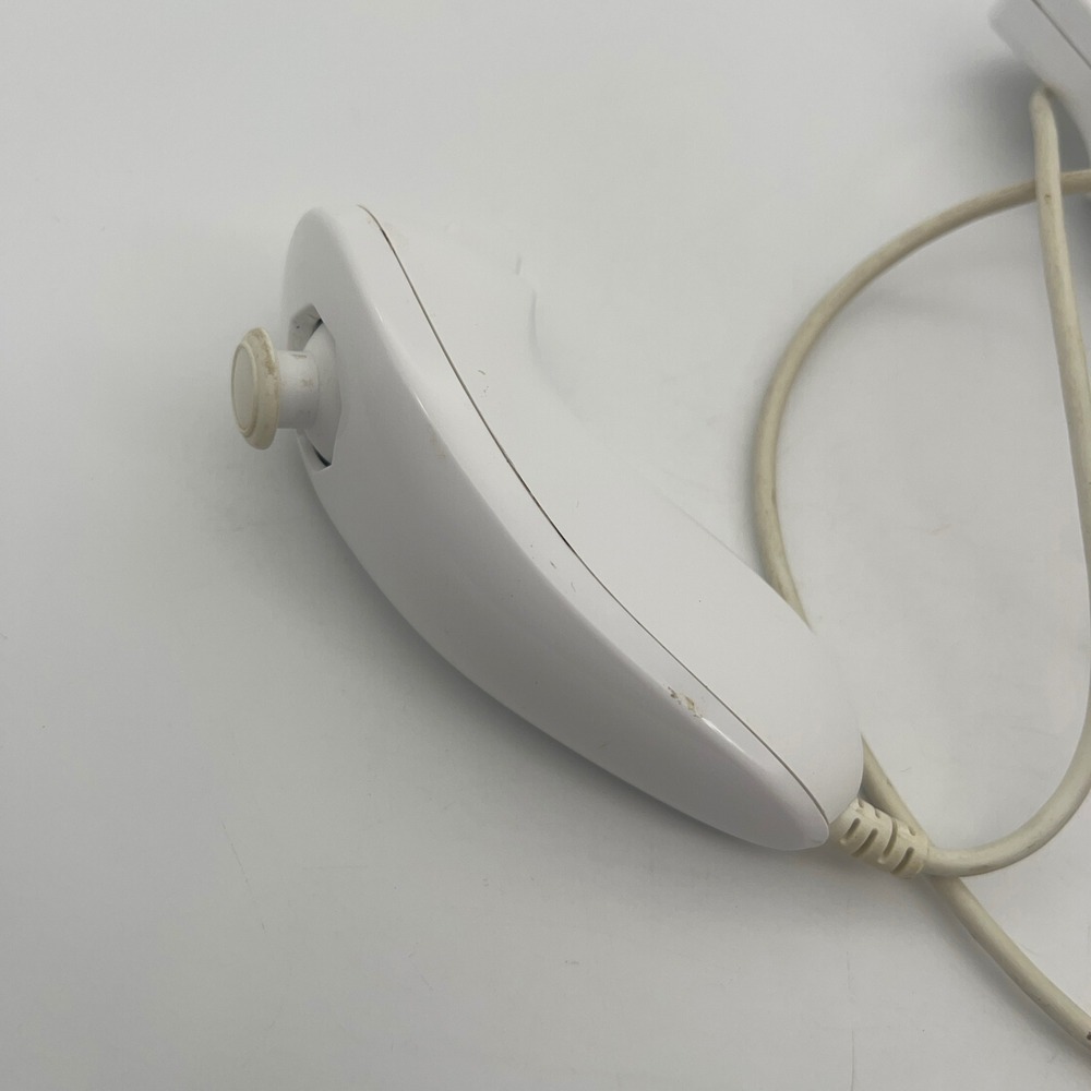 Nintendo Wii Remote RVL-003 and Nunchuk Controller Bundle White - Picture 2 of 5